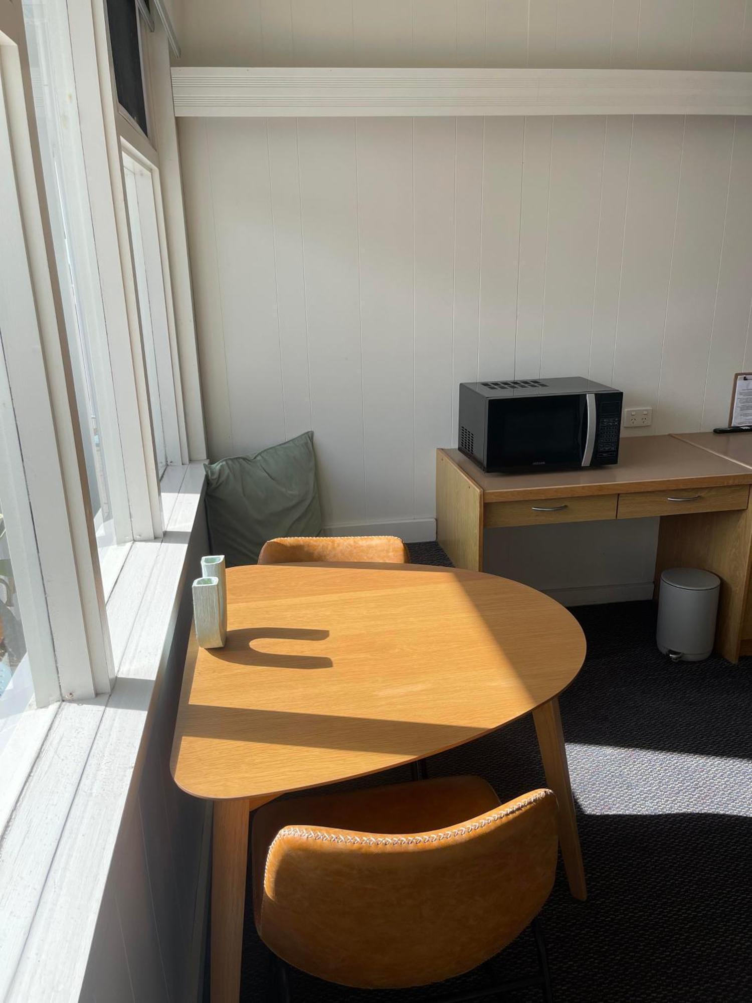 Harbour View Motel Роб Экстерьер фото